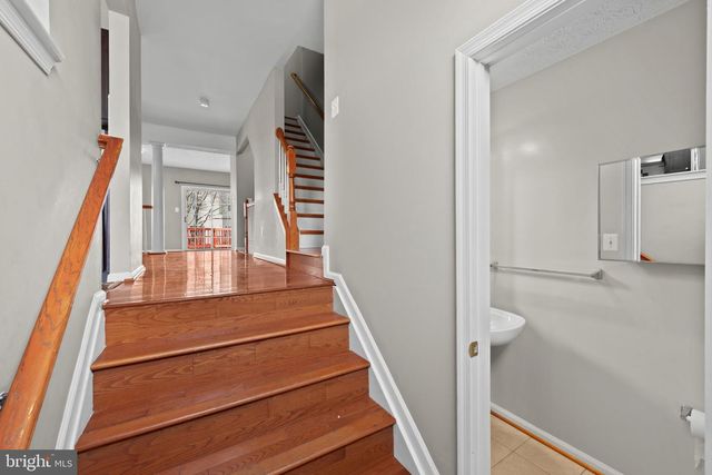 8833 HAWTHORNE CT, Ellicott City, MD 21043