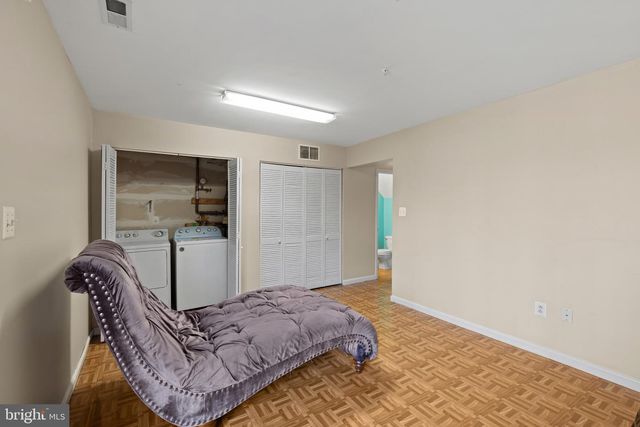 8833 HAWTHORNE CT, Ellicott City, MD 21043