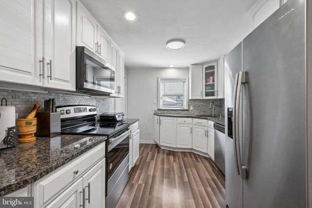 5022 RIVER RD, Pennsauken, NJ 08110