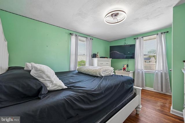 5022 RIVER RD, Pennsauken, NJ 08110