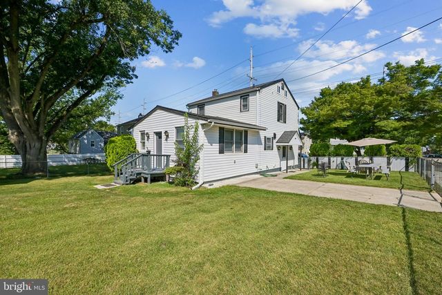 5022 RIVER RD, Pennsauken, NJ 08110