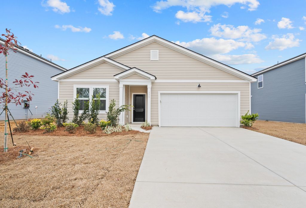 785 Meadowbrook Lane, Summerville, SC 29486