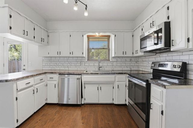 1525 Vulcan Circle, Edmond, OK 73003