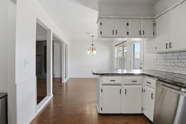 1525 Vulcan Circle, Edmond, OK 73003