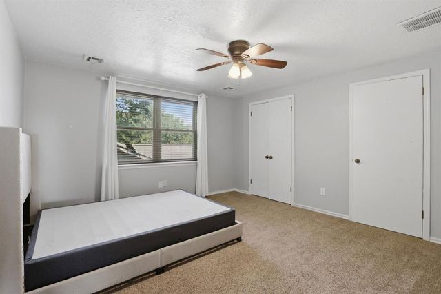1525 Vulcan Circle, Edmond, OK 73003