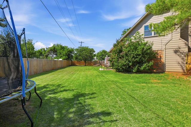 1525 Vulcan Circle, Edmond, OK 73003