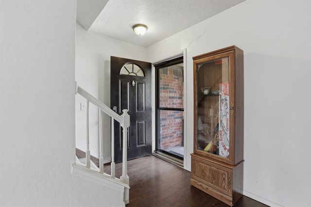 1525 Vulcan Circle, Edmond, OK 73003