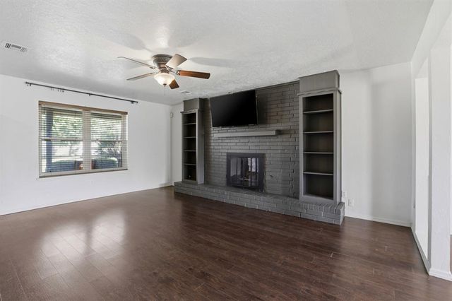 1525 Vulcan Circle, Edmond, OK 73003