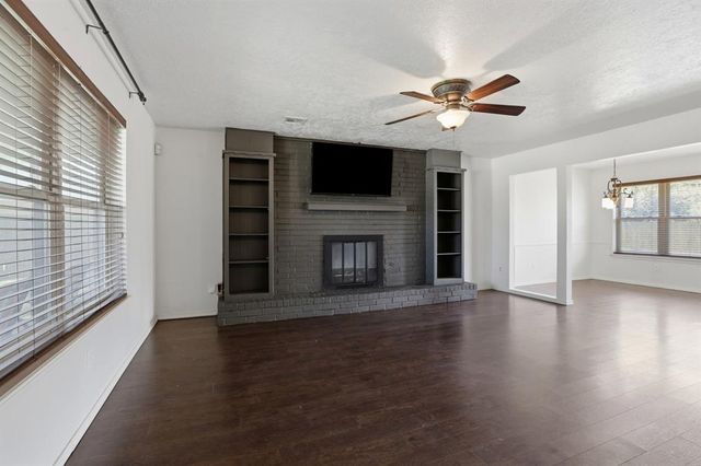 1525 Vulcan Circle, Edmond, OK 73003