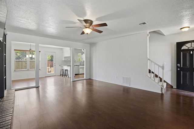 1525 Vulcan Circle, Edmond, OK 73003
