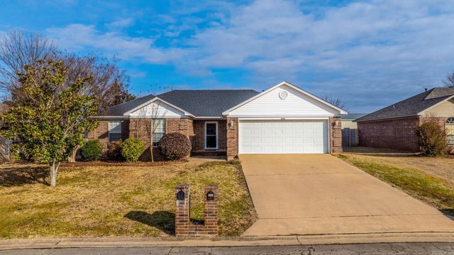 2850 Makenzie Drive, Conway, AR 72034