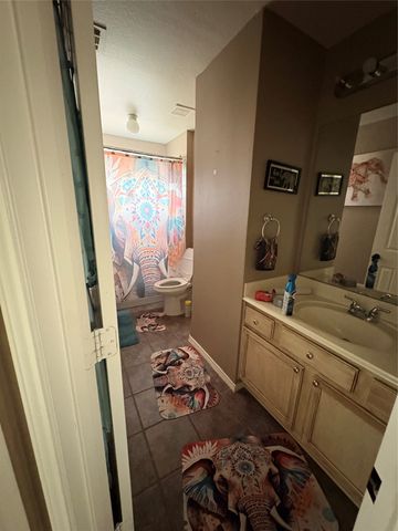 4724 Maple Hill Drive, Fort Worth, TX 76123