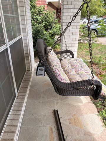 4724 Maple Hill Drive, Fort Worth, TX 76123