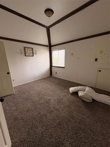 4724 Maple Hill Drive, Fort Worth, TX 76123