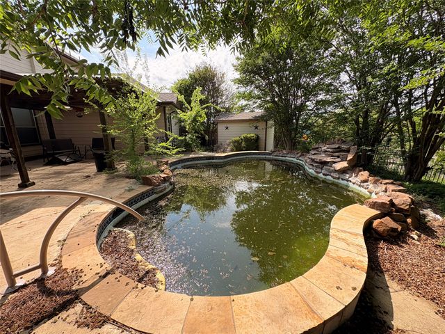 4724 Maple Hill Drive, Fort Worth, TX 76123