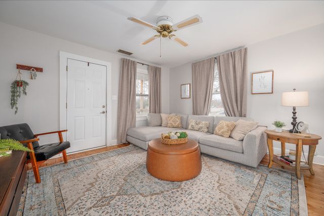 115 January St, Murfreesboro, TN 37129