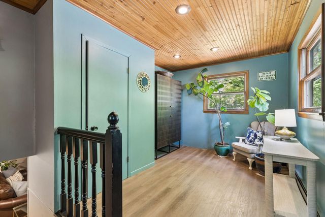 9883 Brookview Road, Woodbury, MN 55125