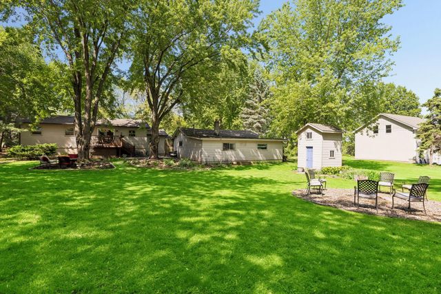 9883 Brookview Road, Woodbury, MN 55125