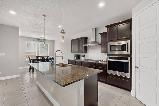 6605 Nacelle Road NE, Rio Rancho, NM 87144