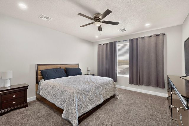 6605 Nacelle Road NE, Rio Rancho, NM 87144