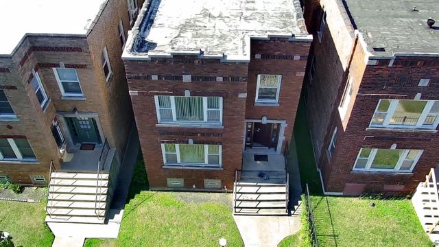 8036 S Dobson Avenue, Chicago, IL 60619