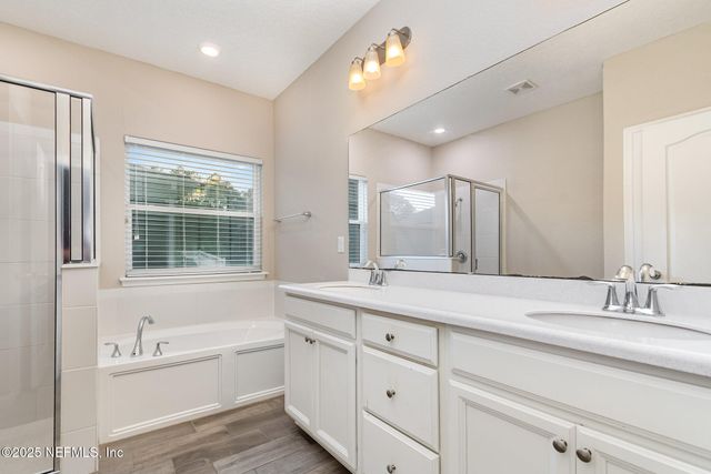 4253 ARBOR MILL Circle, Orange Park, FL 32065