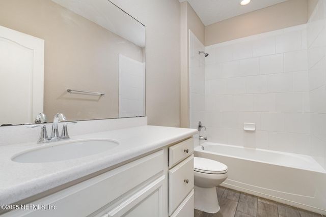 4253 ARBOR MILL Circle, Orange Park, FL 32065