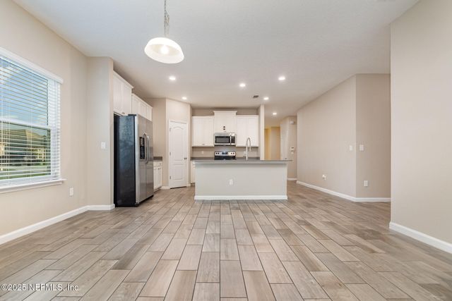 4253 ARBOR MILL Circle, Orange Park, FL 32065