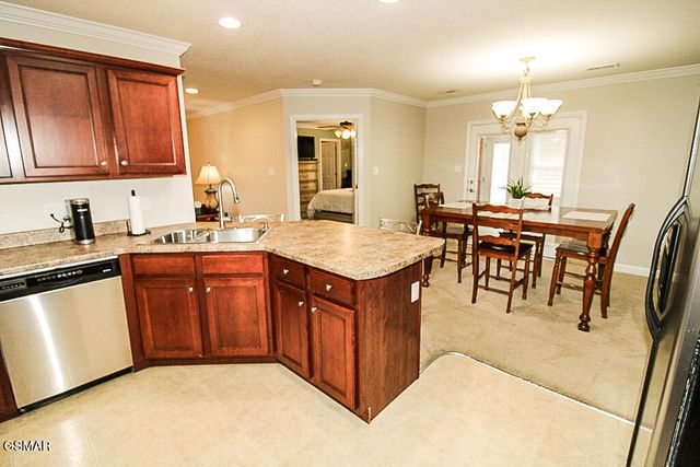 100 Honey Ridge Way, Knoxville, TN 37924