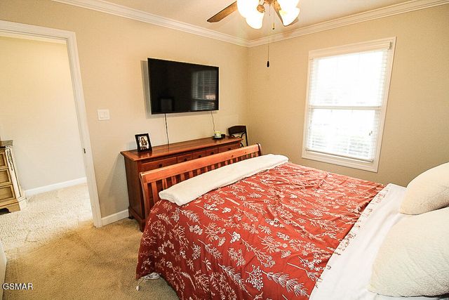 100 Honey Ridge Way, Knoxville, TN 37924