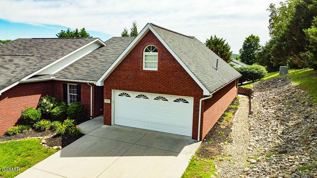 100 Honey Ridge Way, Knoxville, TN 37924