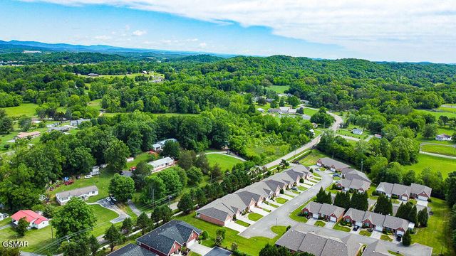 100 Honey Ridge Way, Knoxville, TN 37924