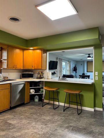 401 W 39th Street, Marion, IN 46953