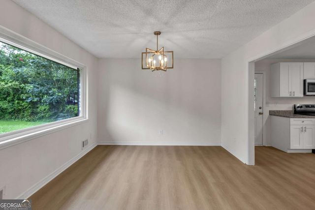 170 Peachtree Court, Riverdale, GA 30274