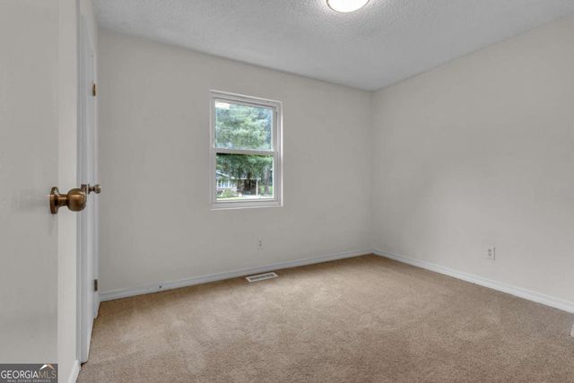170 Peachtree Court, Riverdale, GA 30274