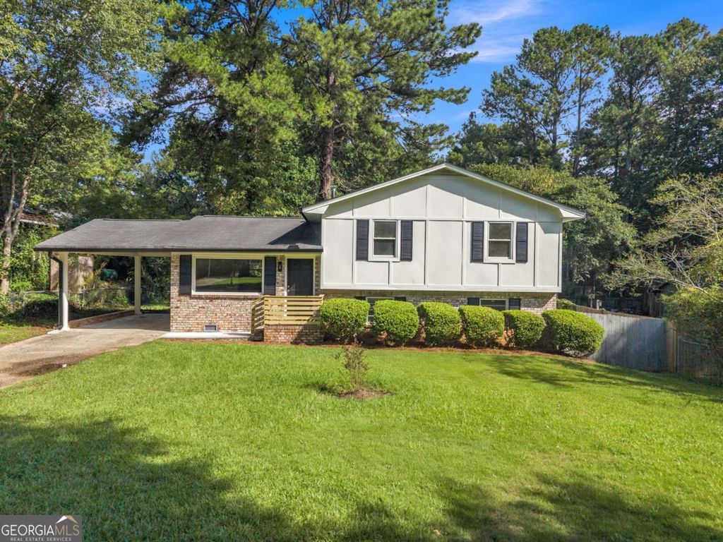 170 Peachtree Court, Riverdale, GA 30274