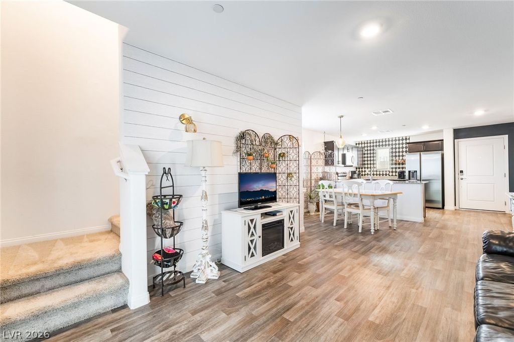 2710 Yellow Blaze Way 4, Las Vegas, NV 89183 — photo 4