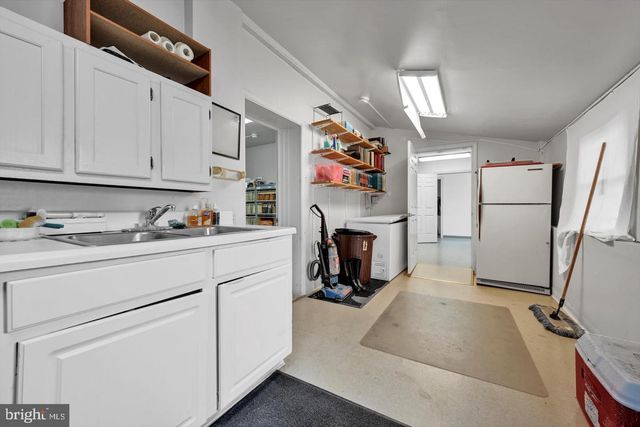 429 E CUMBERLAND ST, Lebanon, PA 17042