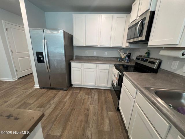 115 Cleat Drive, Surf City, NC 28445