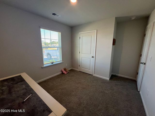 115 Cleat Drive, Surf City, NC 28445