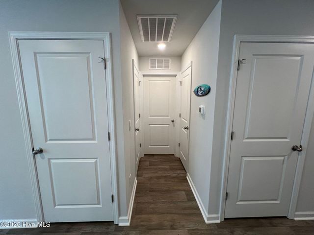 115 Cleat Drive, Surf City, NC 28445