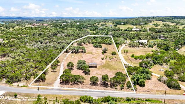 796 N STALLION ESTATES DR, Spring Branch, TX 78070