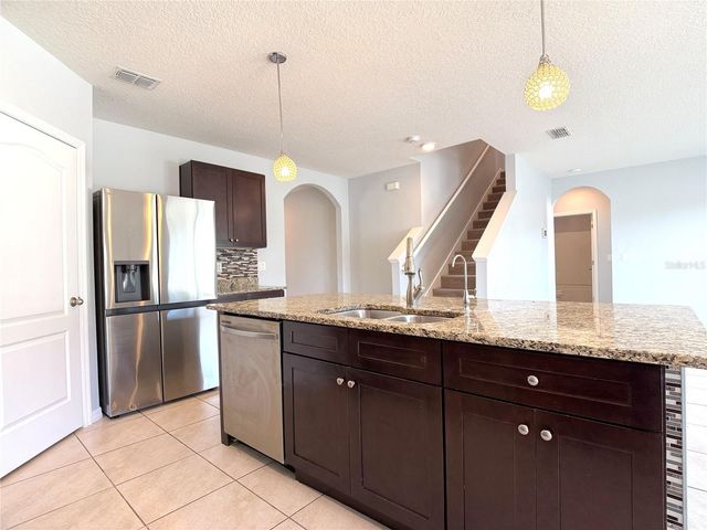 389 TANGLEWOOD DRIVE, Davenport, FL 33896