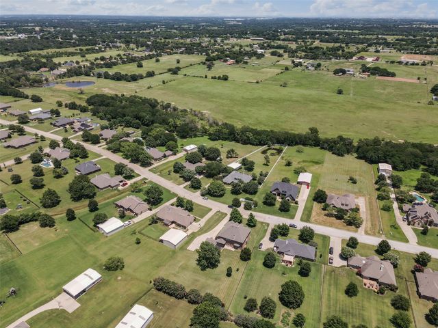 5024 Running Brook Drive, Joshua, TX 76058