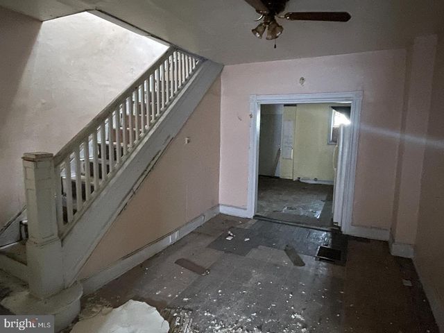 2033 ROBB ST, Baltimore, MD 21218