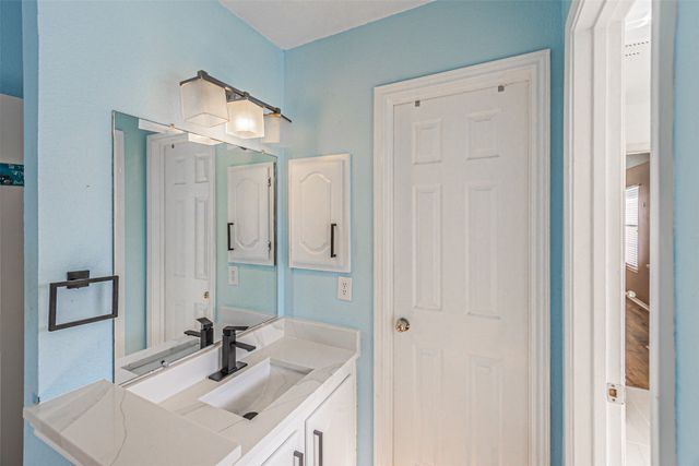 2425 Kittyhawk Drive, Plano, TX 75025