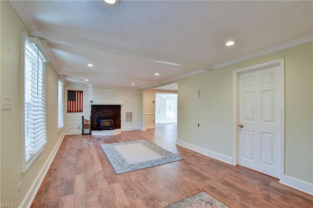 845 Indian Creek RD, Chesapeake, VA 23322