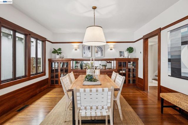 1827 Santa Clara Ave, Alameda, CA 94501