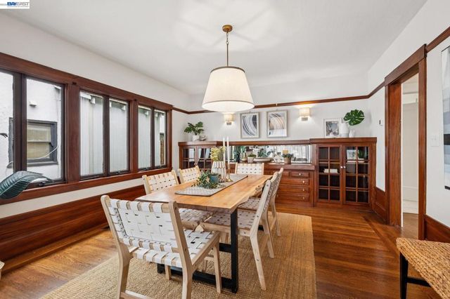 1827 Santa Clara Ave, Alameda, CA 94501