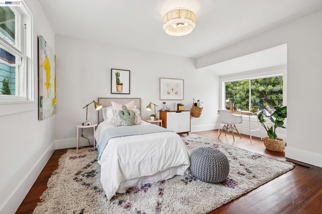 1827 Santa Clara Ave, Alameda, CA 94501